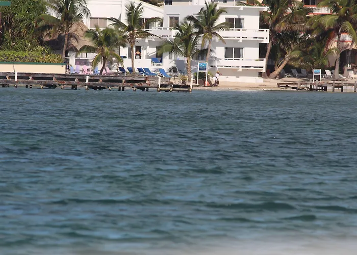 Mata Rocks San Pedro (Ambergris Caye)