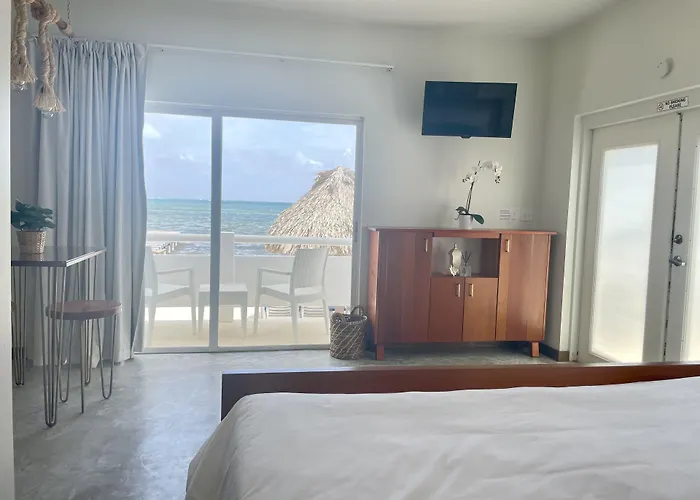 Hotel Mata Rocks 3*