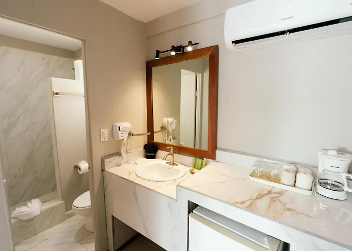 Mata Rocks Hotel 3*